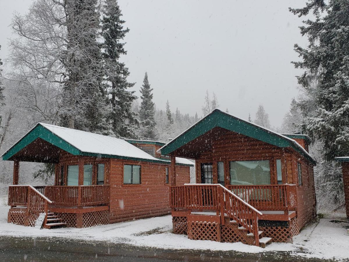 Gwin'S Lodge & Roadhouse Cooper Landing Esterno foto