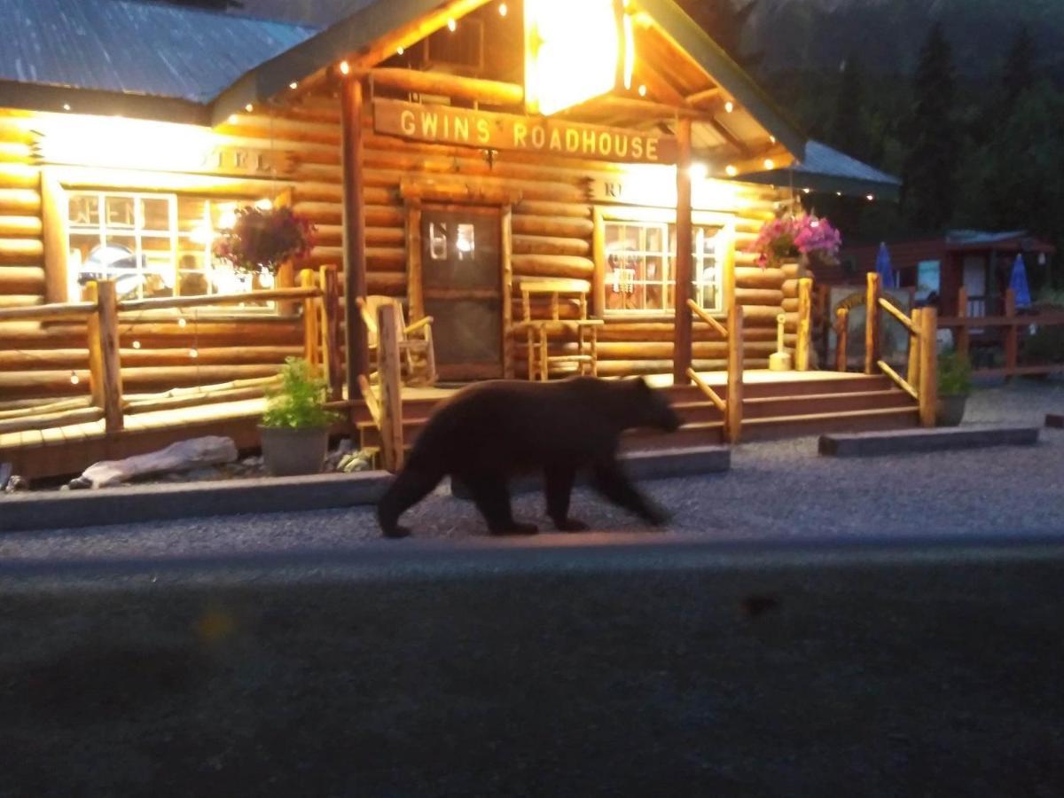 Gwin'S Lodge & Roadhouse Cooper Landing Esterno foto