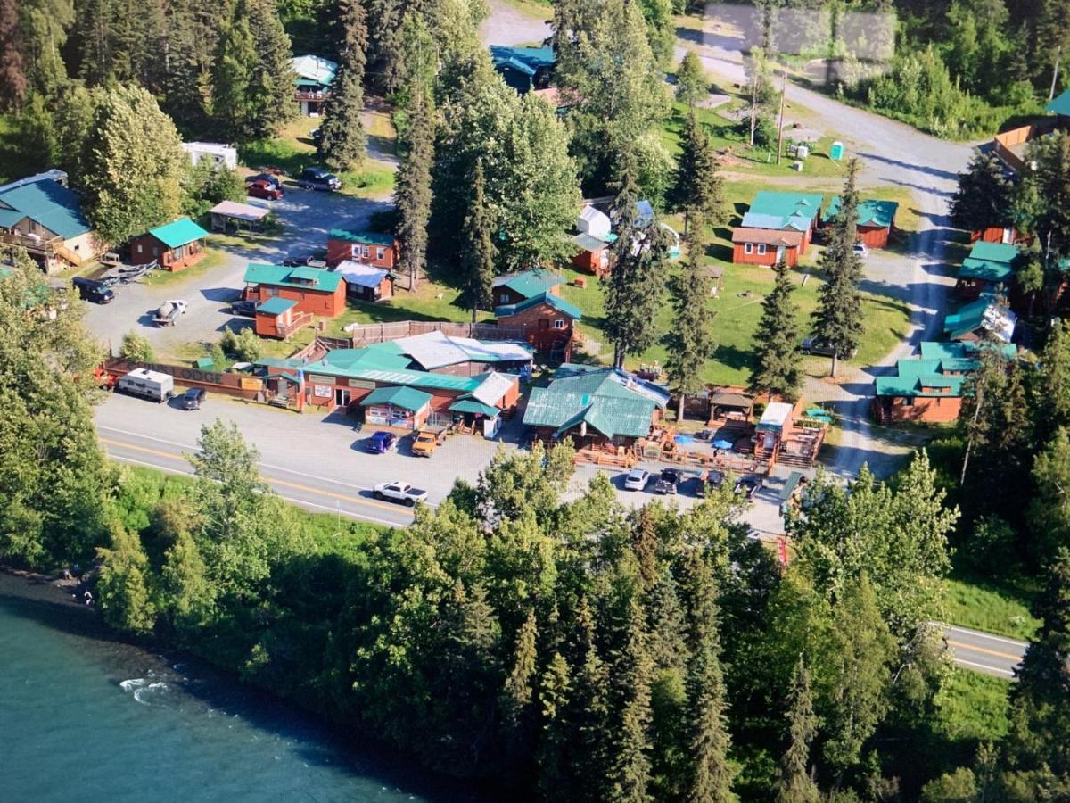 Gwin'S Lodge & Roadhouse Cooper Landing Esterno foto