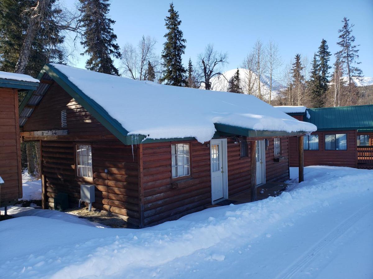 Gwin'S Lodge & Roadhouse Cooper Landing Esterno foto